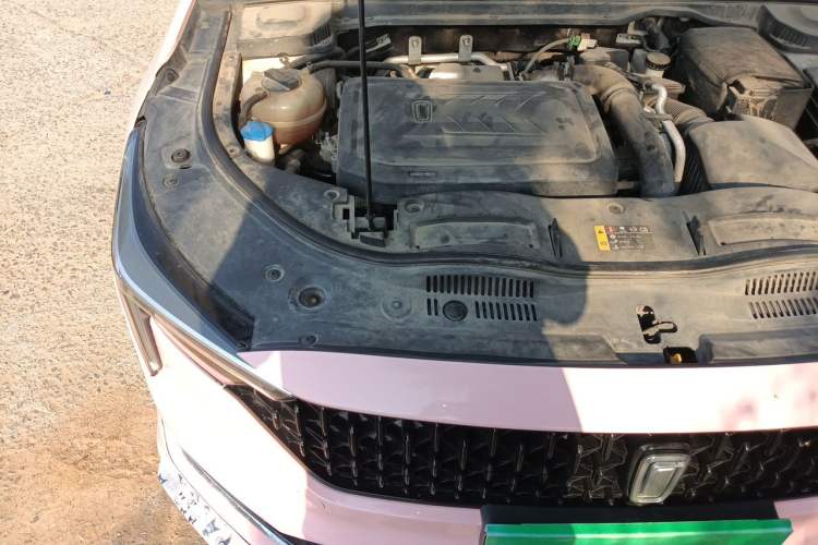 Used Bestune B70 2021 1.5T Automatic Premium Edition Engine Bay Right