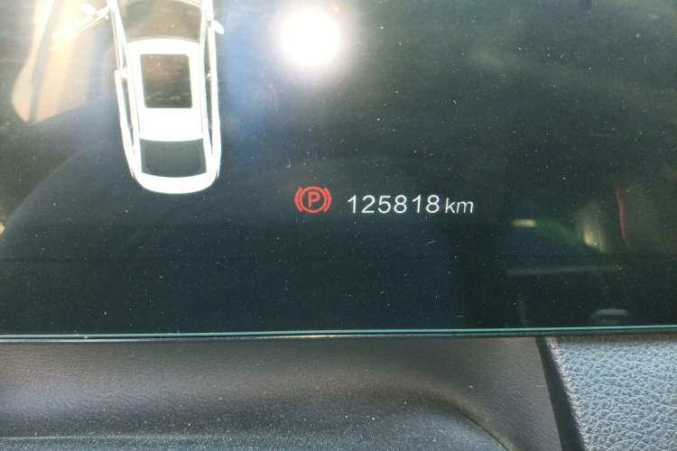 Used Bestune B70 2021 1.5T Automatic Premium Edition Odometer Close Up