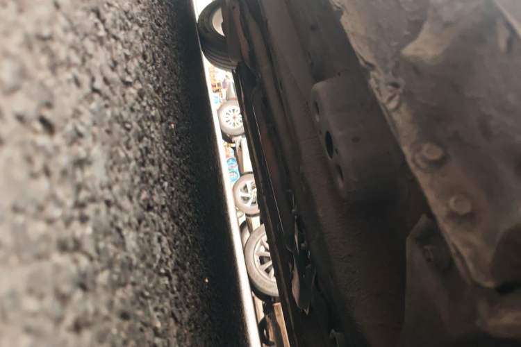 Used Bestune B70 2021 1.5T Automatic Premium Edition Chassis Front Right