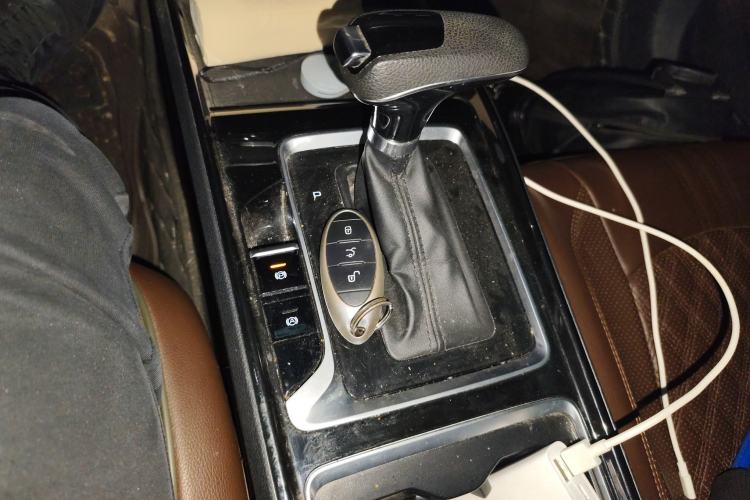 Used Bestune B70 2021 1.5T Automatic Enjoyment Model Gear Lever