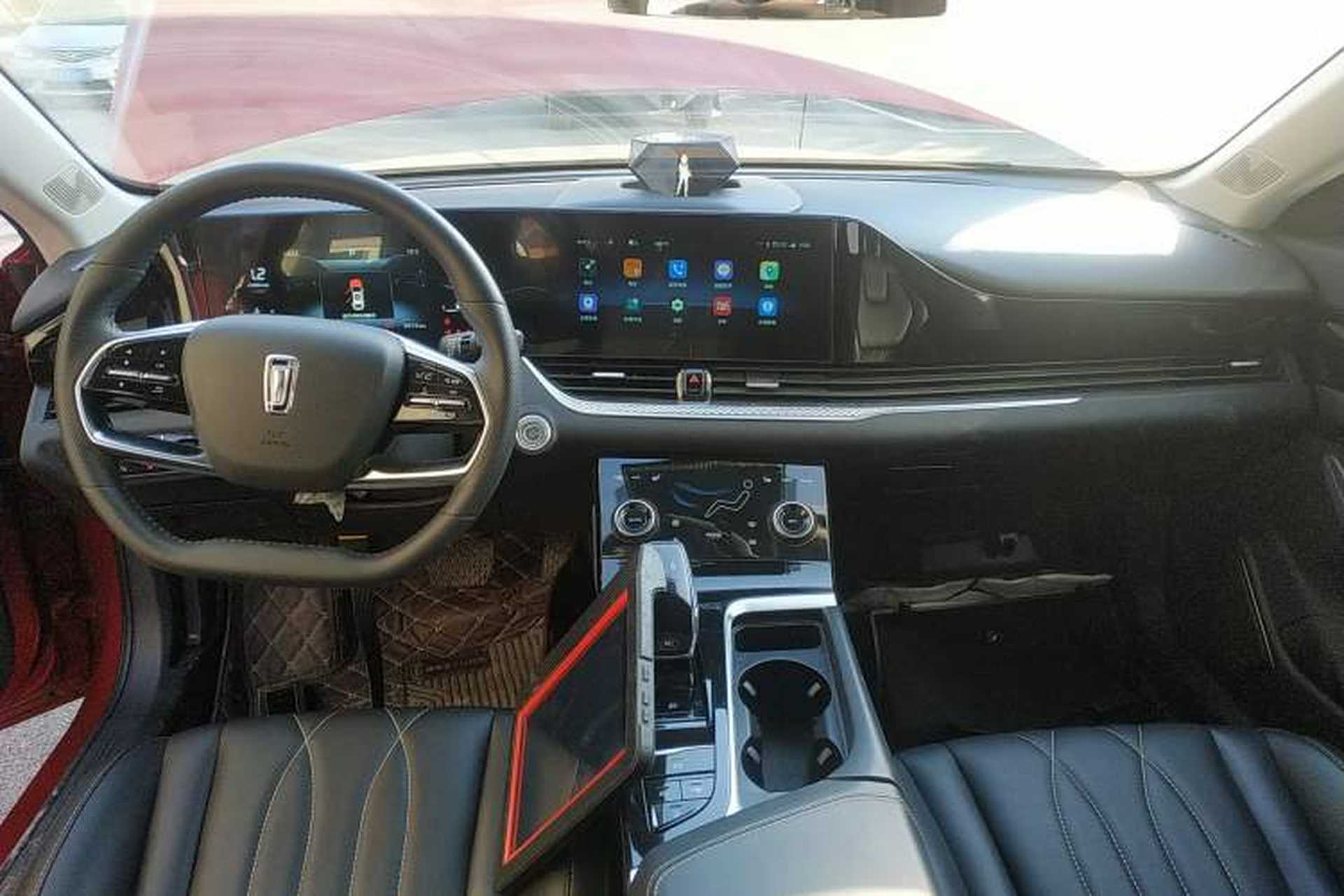 Used Bestune B70 2021 1.5T Automatic Enjoyment Model Center Console