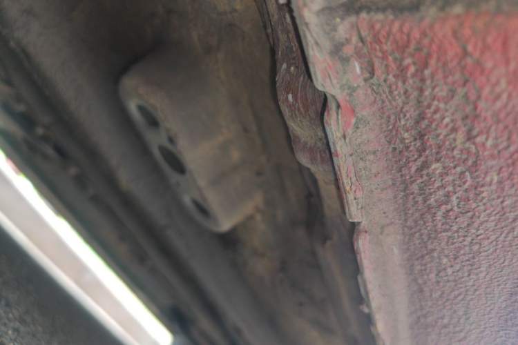 Used Bestune B70 2021 1.5T Automatic 15th Anniversary Edition Chassis Front Left