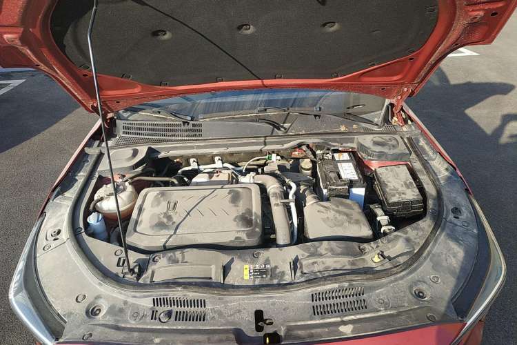 Used Bestune B70 2021 1.5T Automatic Enjoyment Model Engine Bay
