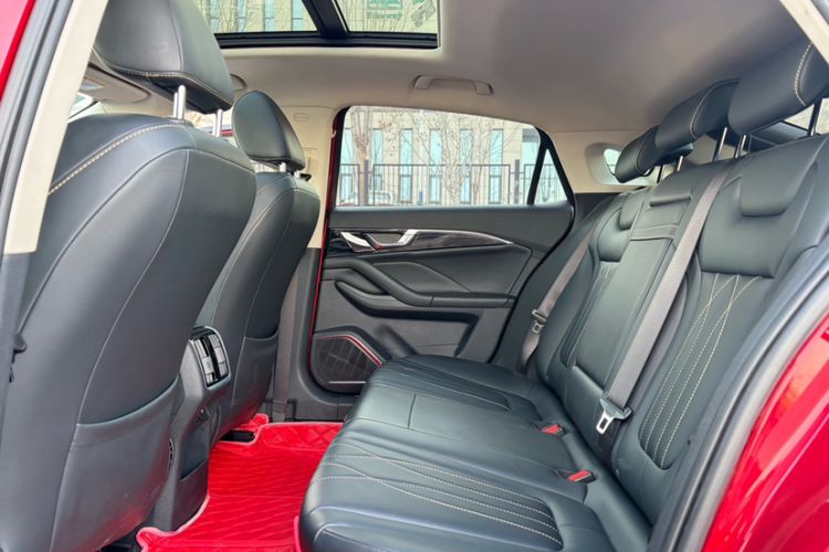 Used Bestune B70 2021 1.5T Automatic Premium Edition Interior 3