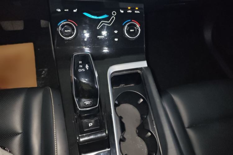 Used Bestune B70 2021 1.5T Automatic Premium Edition Interior 6