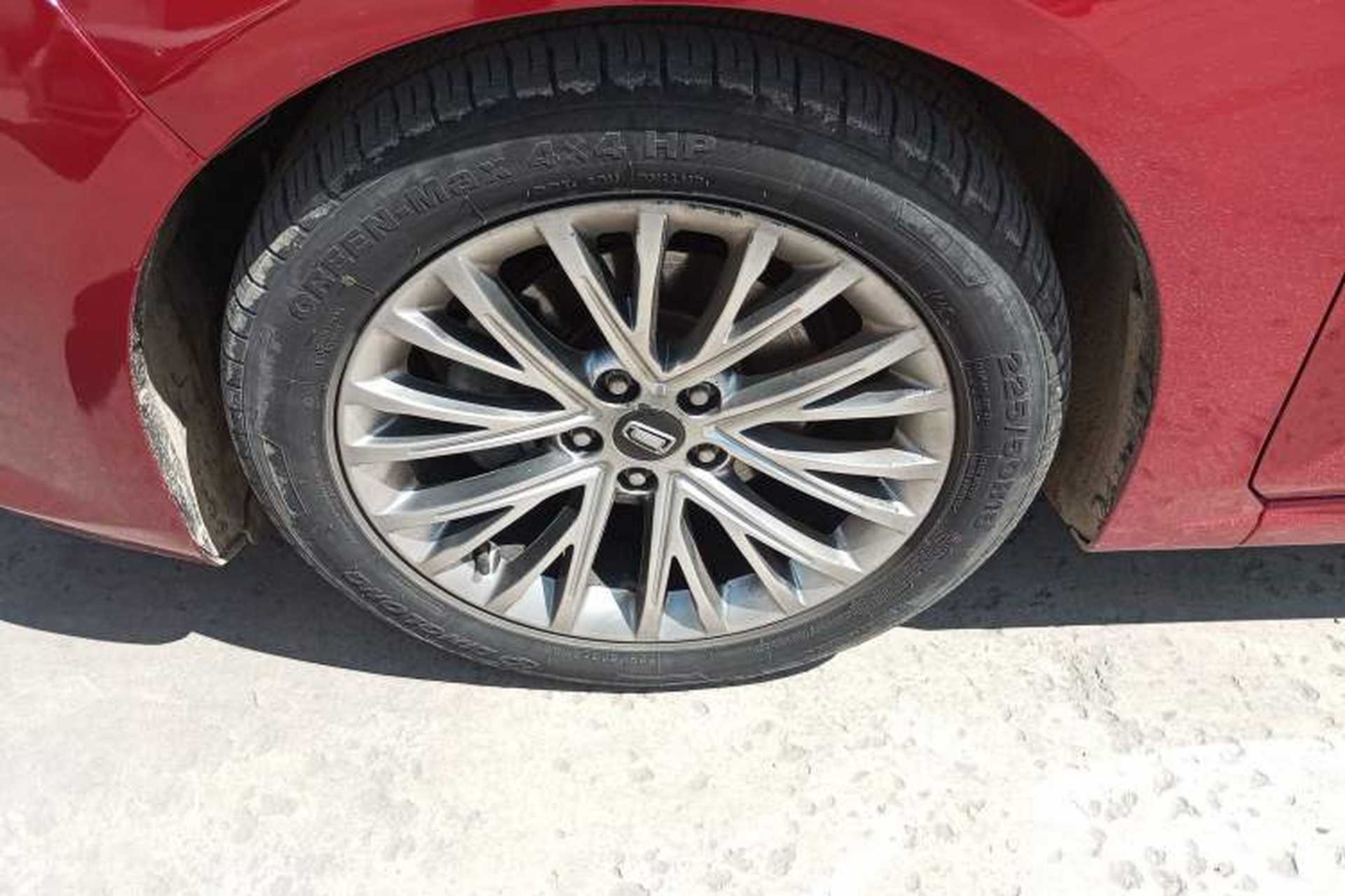 Used Bestune B70 2021 1.5T Automatic Premium Edition Left Front Wheel Hub
