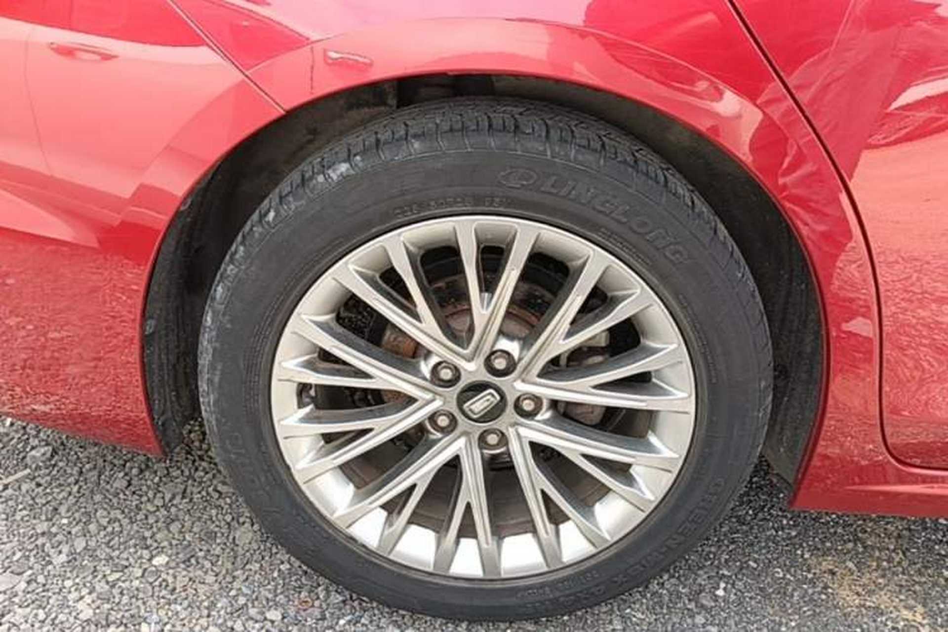 Used Bestune B70 2021 1.5T Automatic Smart Enjoyment Edition Right Rear Wheel Hub