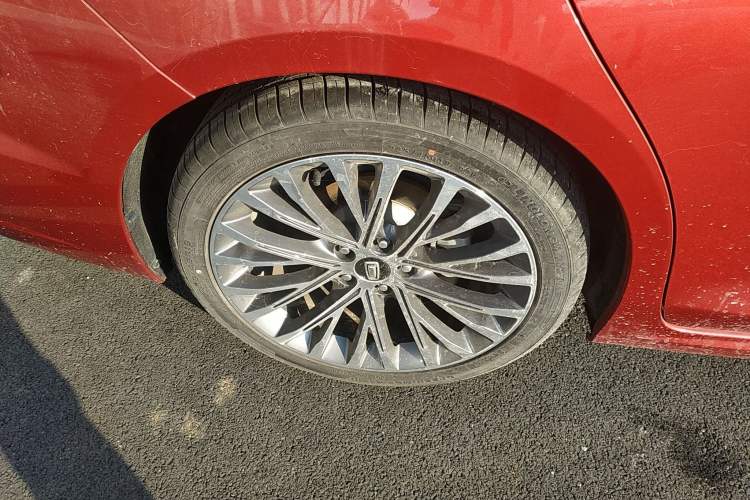 Used Bestune B70 2021 1.5T Automatic Enjoyment Model Right Rear Wheel Hub