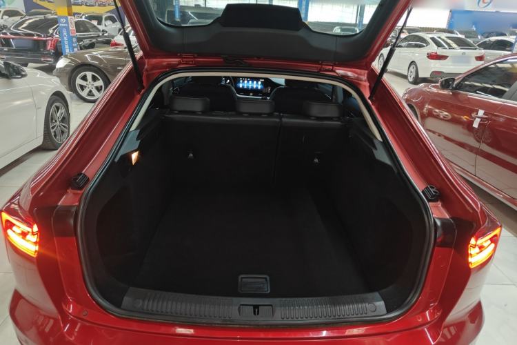 Used Bestune B70 2021 1.5T Automatic Premium Edition Trunk