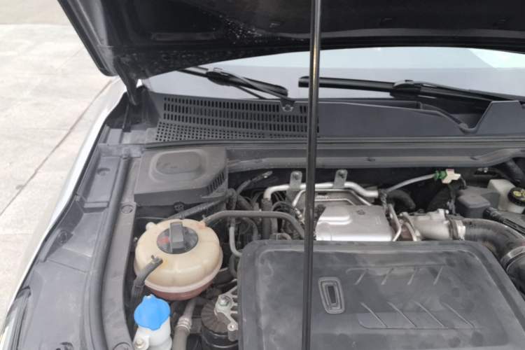 Used Bestune B70 2021 1.5T Automatic Enjoyment Model Engine Bay Right