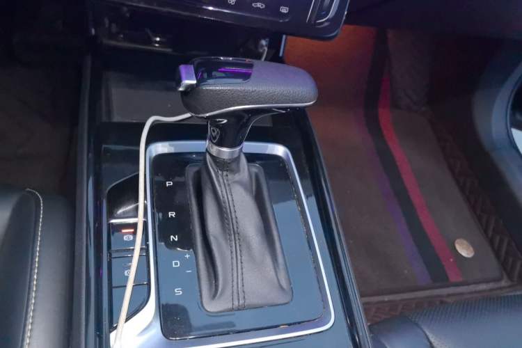 Used Bestune B70 2021 1.5T Automatic Enjoyment Model Gear Lever