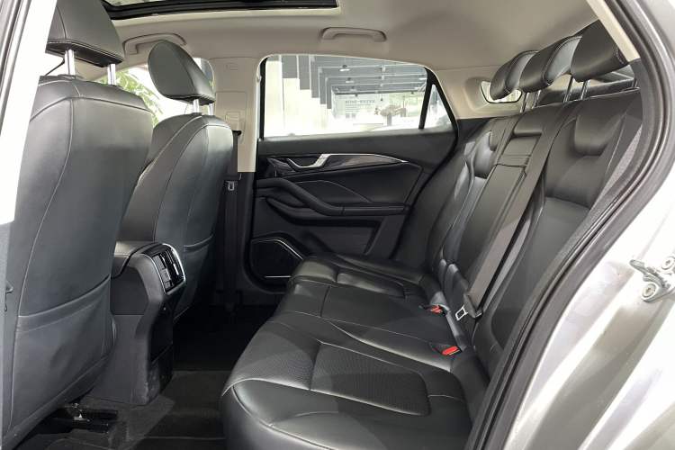 Used Bestune B70 2021 1.5T Automatic 15th Anniversary Edition Interior 2