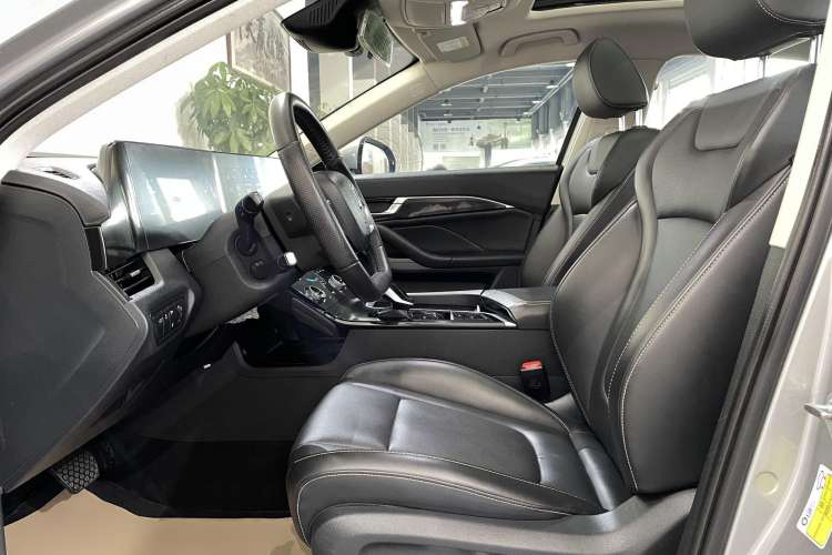 Used Bestune B70 2021 1.5T Automatic 15th Anniversary Edition Left Front Seat