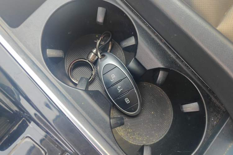 Used Bestune B70 2021 1.5T Automatic 15th Anniversary Edition Vehicle Key