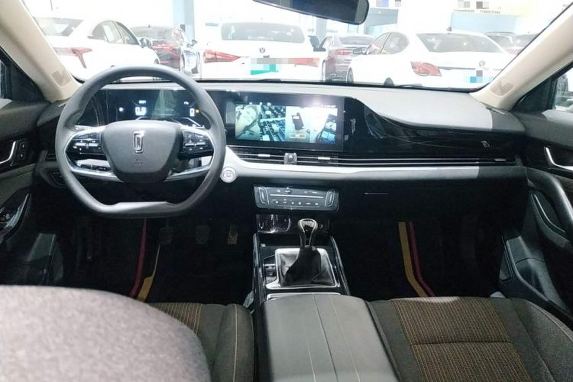 Used Bestune B70 2021 1.5T Manual Intelligent Model Center Console