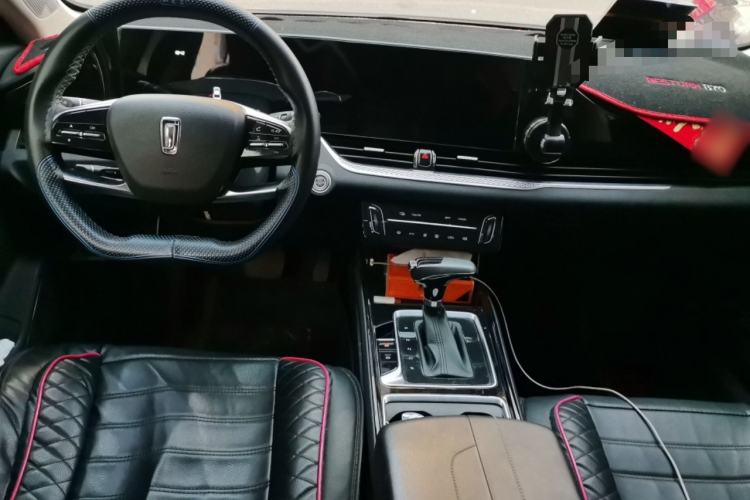 Used Bestune B70 2021 1.5T Automatic Enjoyment Model Center Console