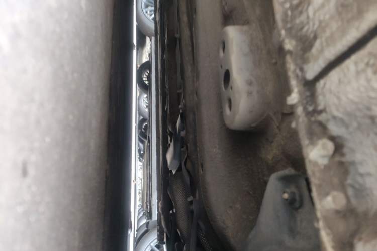 Used Bestune B70 2021 1.5T Automatic 15th Anniversary Edition Chassis Front Right
