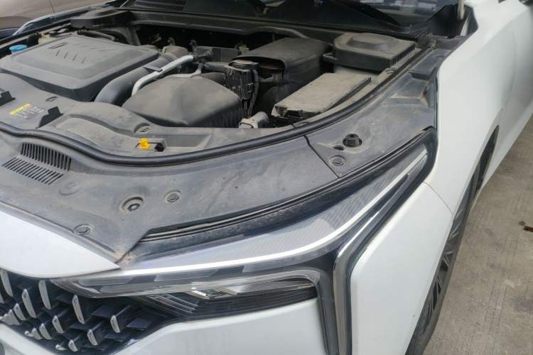 Used Bestune B70 2021 1.5T Automatic 15th Anniversary Edition Engine Bay Left