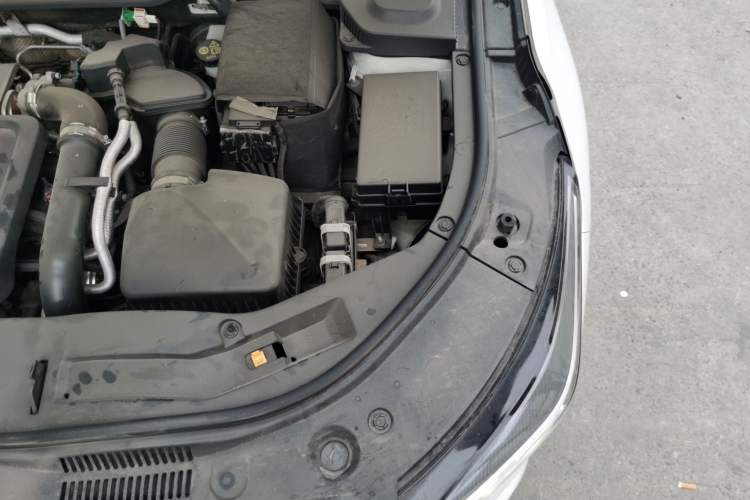 Used Bestune B70 2021 1.5T Automatic Premium Edition Engine Bay Left