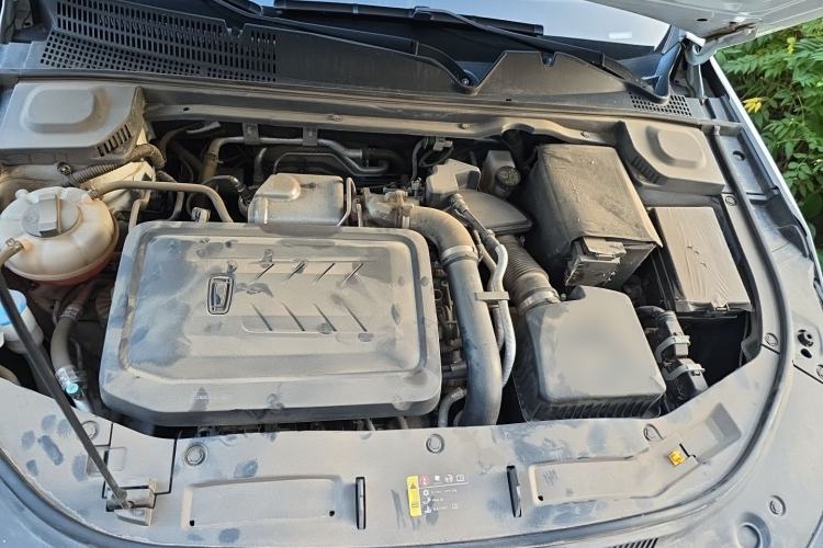 Used Bestune B70 2021 1.5T Automatic 15th Anniversary Edition Engine Bay