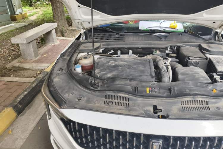 Used Bestune B70 2021 1.5T Automatic 15th Anniversary Edition Engine Bay Right