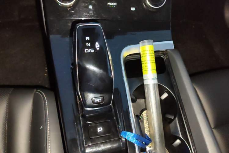 Used Bestune B70 2021 1.5T Automatic 15th Anniversary Edition Gear Lever