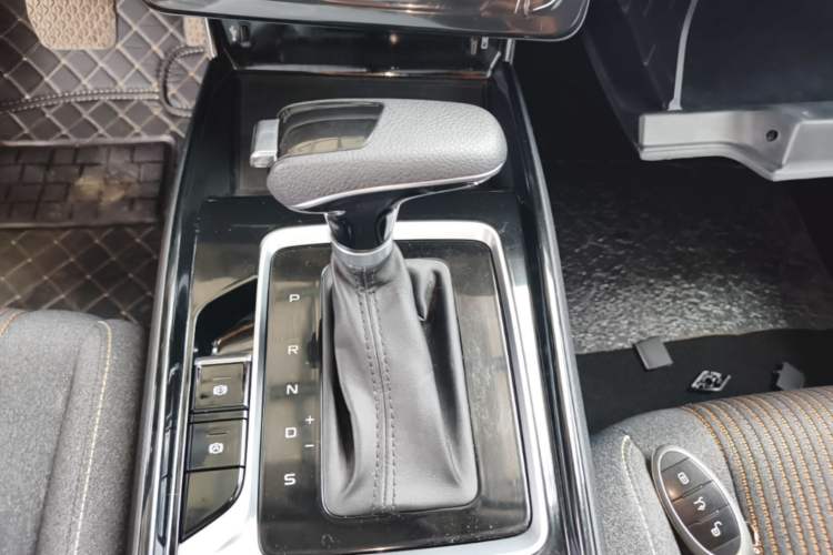 Used Bestune B70 2021 1.5T Automatic Enjoyment Model Gear Lever
