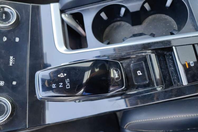 Used Bestune B70 2021 1.5T Automatic Enjoyment Model Gear Lever