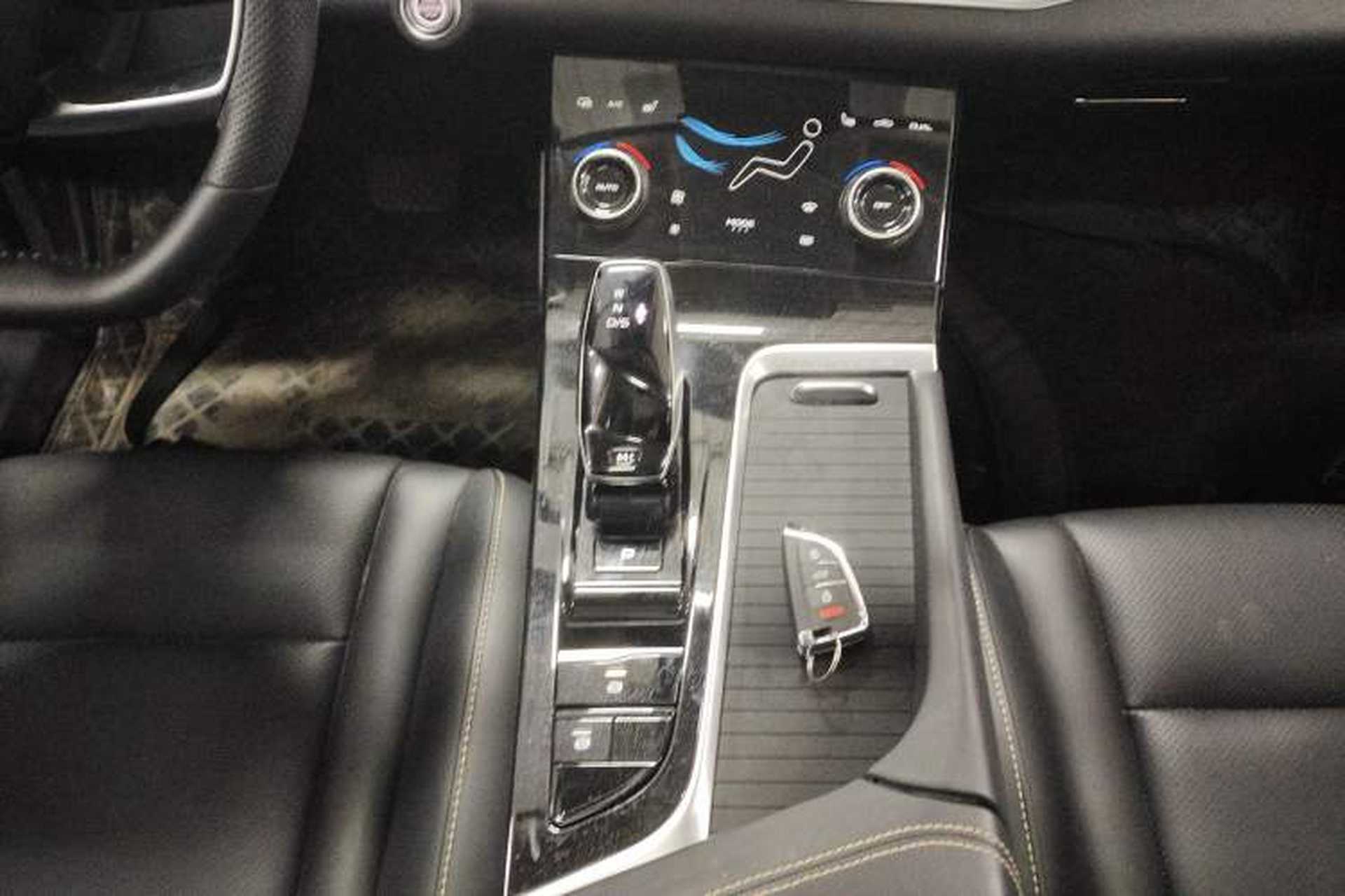Used Bestune B70 2021 1.5T Automatic 15th Anniversary Edition Gear Lever