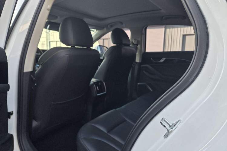 Used Bestune B70 2021 1.5T Automatic Smart Enjoyment Edition Interior 3