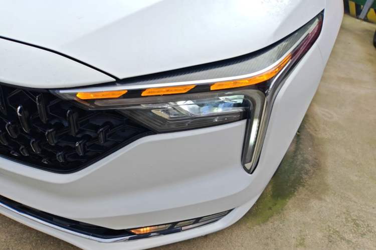 Used Bestune B70 2021 1.5T Automatic Premium Edition Left Front Headlight