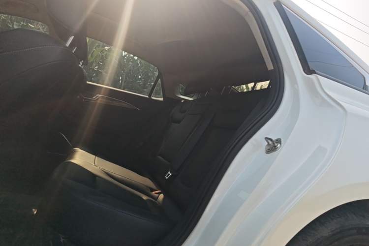Used Bestune B70 2021 1.5T Automatic Premium Edition Left Rear Seat