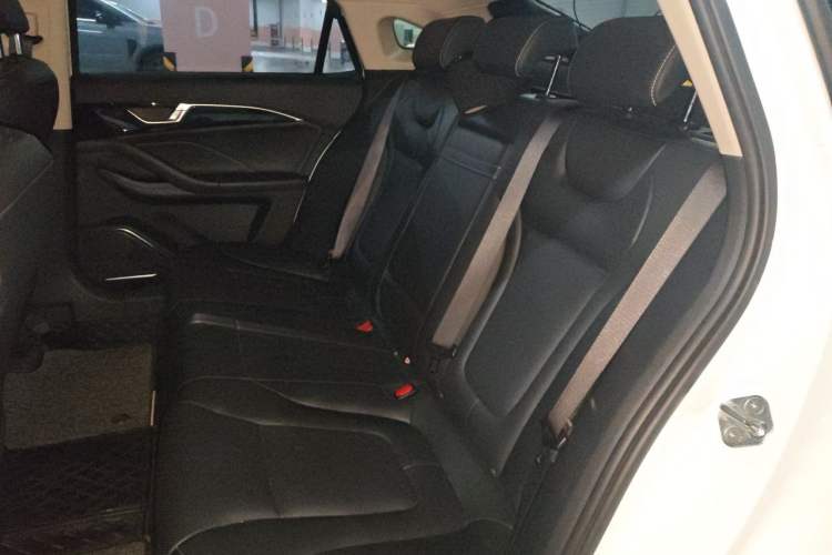 Used Bestune B70 2021 1.5T Automatic 15th Anniversary Edition Left Rear Seat
