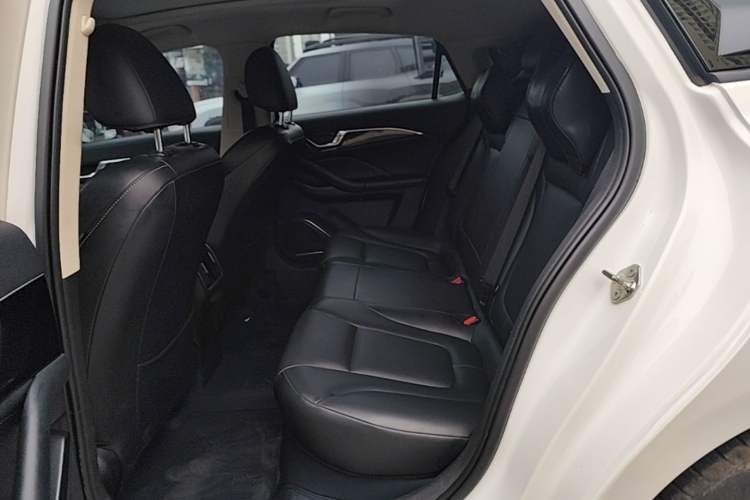 Used Bestune B70 2021 1.5T Automatic Enjoyment Model Left Rear Seat