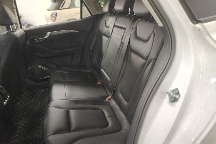 Used Bestune B70 2021 1.5T Automatic 15th Anniversary Edition Left Rear Seat