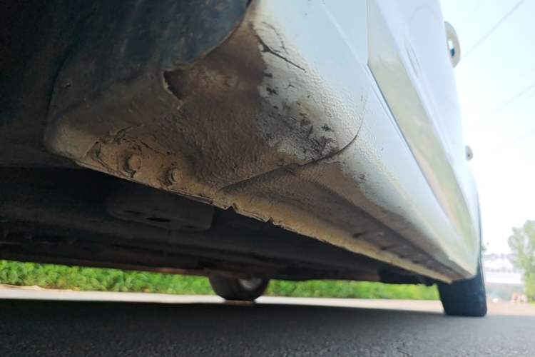 Used Bestune B70 2021 1.5T Automatic Premium Edition Left Side Sill