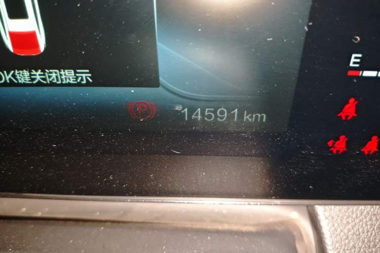 Used Bestune B70 2021 1.5T Automatic Smart Enjoyment Edition Odometer Close Up