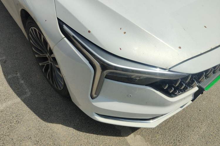 Used Bestune B70 2021 1.5T Automatic Enjoyment Model Right Front Headlight