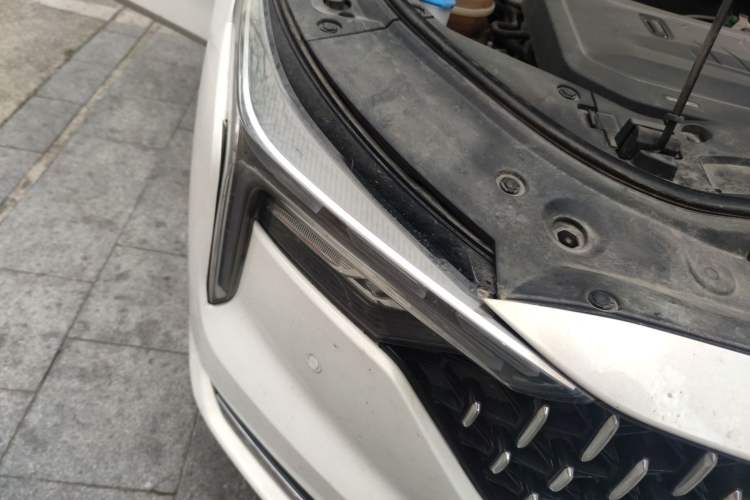 Used Bestune B70 2021 1.5T Automatic Enjoyment Model Right Front Headlight