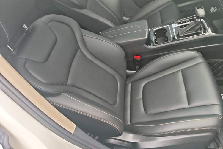 Used Bestune B70 2021 1.5T Automatic Enjoyment Model Right Front Seat