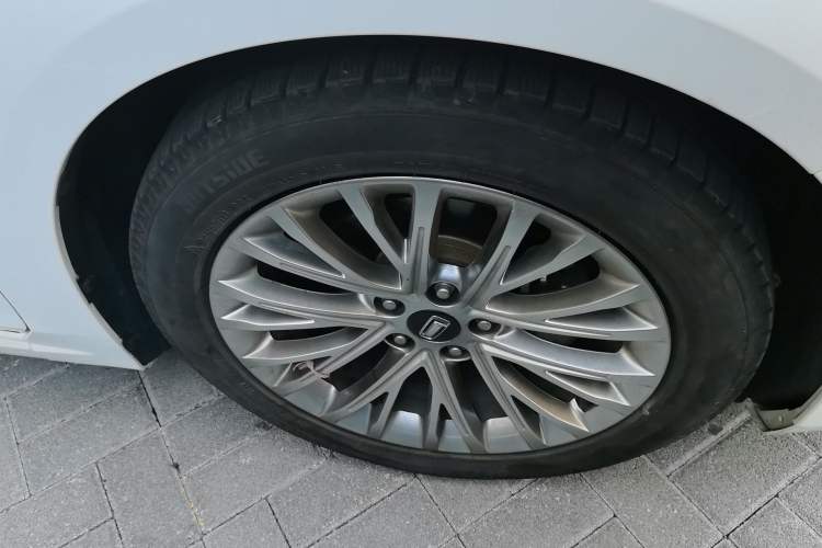 Used Bestune B70 2021 1.5T Automatic Enjoyment Model Right Front Wheel Hub