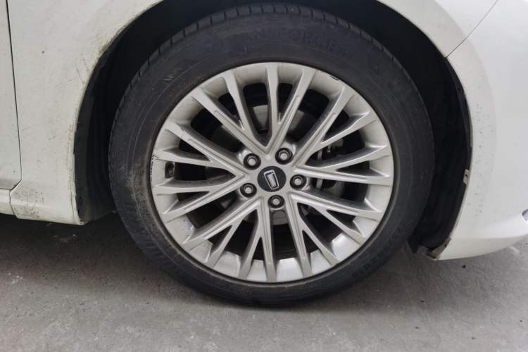 Used Bestune B70 2021 1.5T Automatic Premium Edition Right Front Wheel Hub