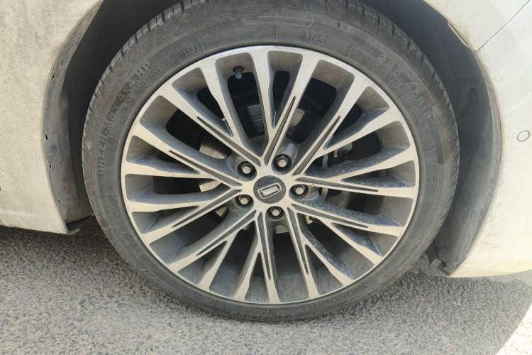 Used Bestune B70 2021 1.5T Automatic Enjoyment Model Right Front Wheel Hub