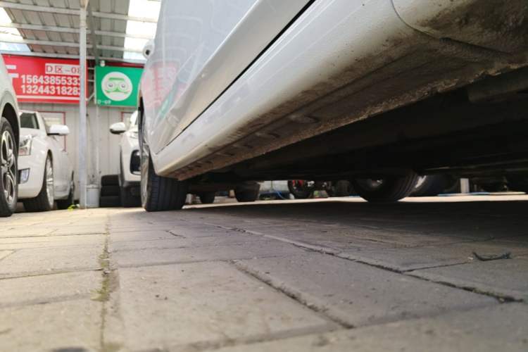 Used Bestune B70 2021 1.5T Automatic Premium Edition Right Side Sill