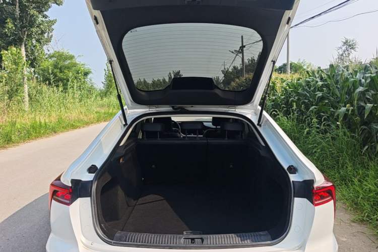 Used Bestune B70 2021 1.5T Automatic Premium Edition Trunk