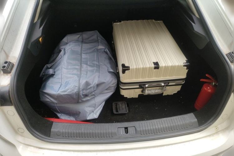 Used Bestune B70 2021 1.5T Automatic 15th Anniversary Edition Trunk