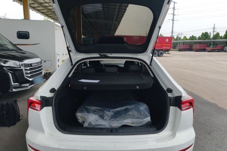 Used Bestune B70 2021 1.5T Automatic Enjoyment Model Trunk
