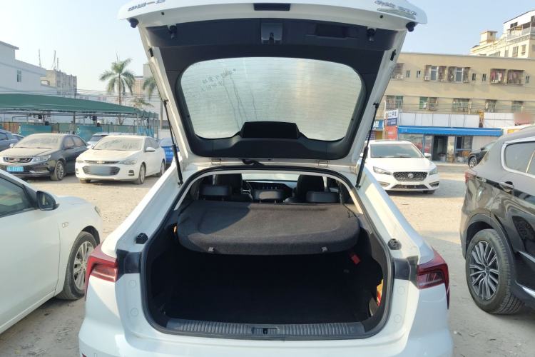 Used Bestune B70 2021 1.5T Automatic 15th Anniversary Edition Trunk