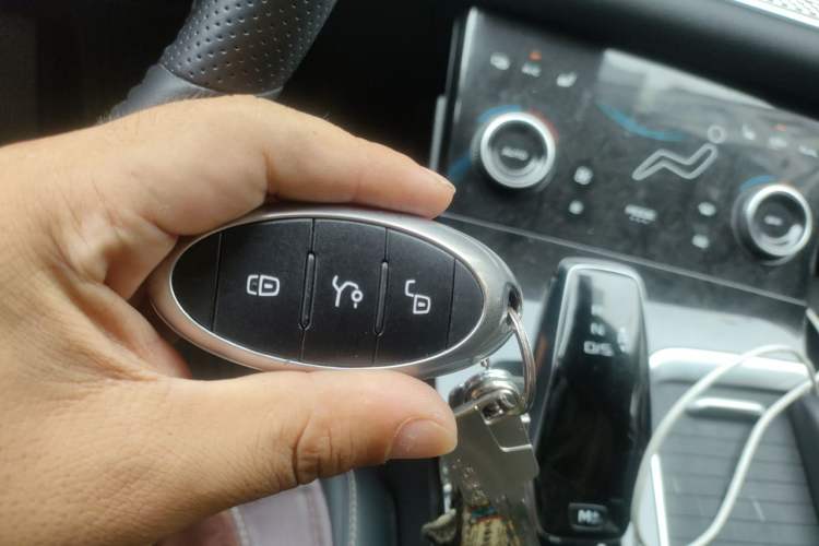 Used Bestune B70 2021 1.5T Automatic 15th Anniversary Edition Vehicle Key