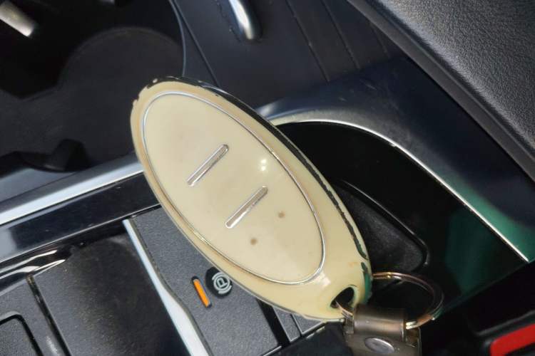 Used Bestune B70 2021 1.5T Automatic 15th Anniversary Edition Vehicle Key